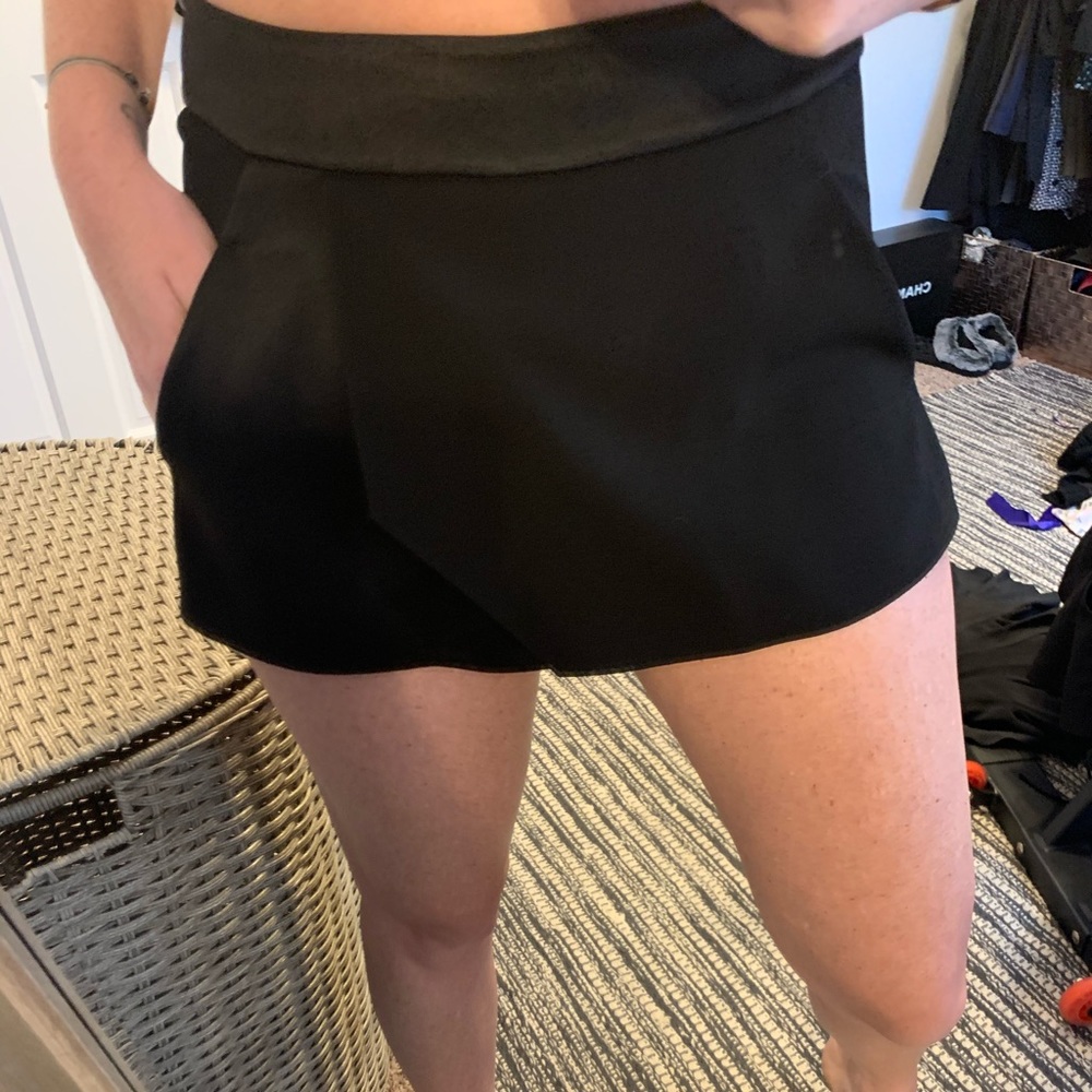 Intermix skort